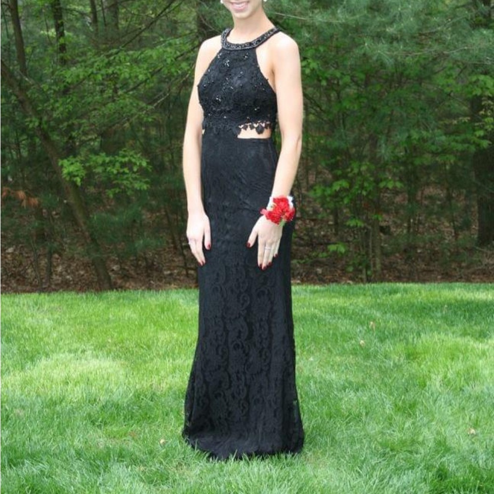 Black Lacy Prom/Homecoming Dress